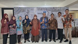 Pengurus ITMI DIY bersama Sekretaris Perwakilan BKKBN dan jajarannya